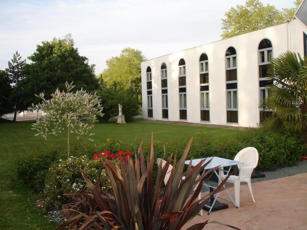 Bessines Agape Hotel מראה חיצוני תמונה