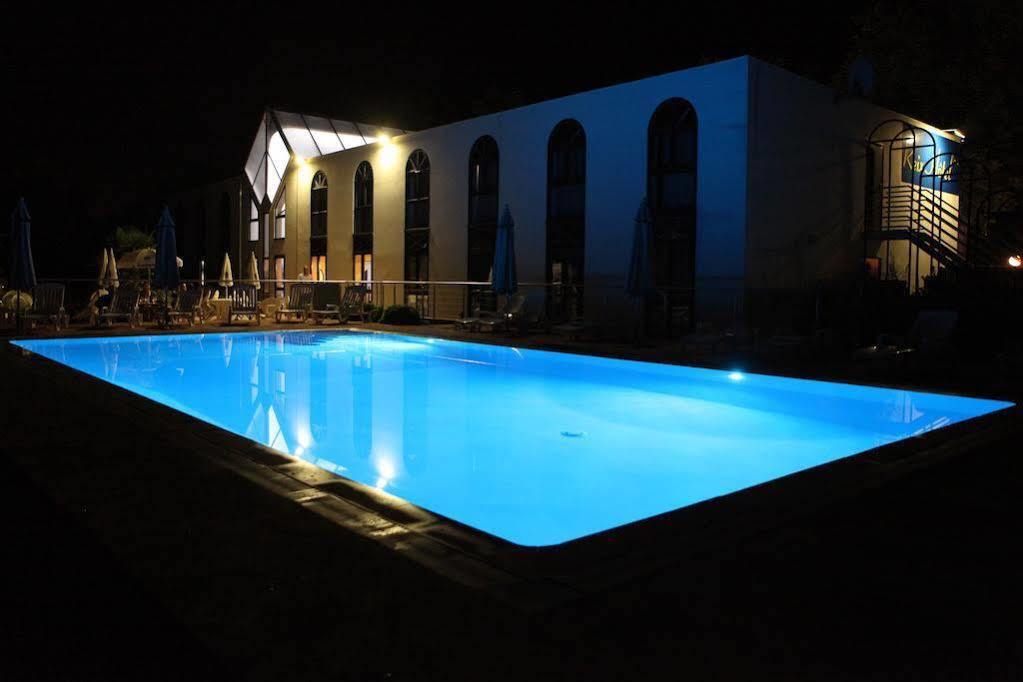 Bessines Agape Hotel מראה חיצוני תמונה