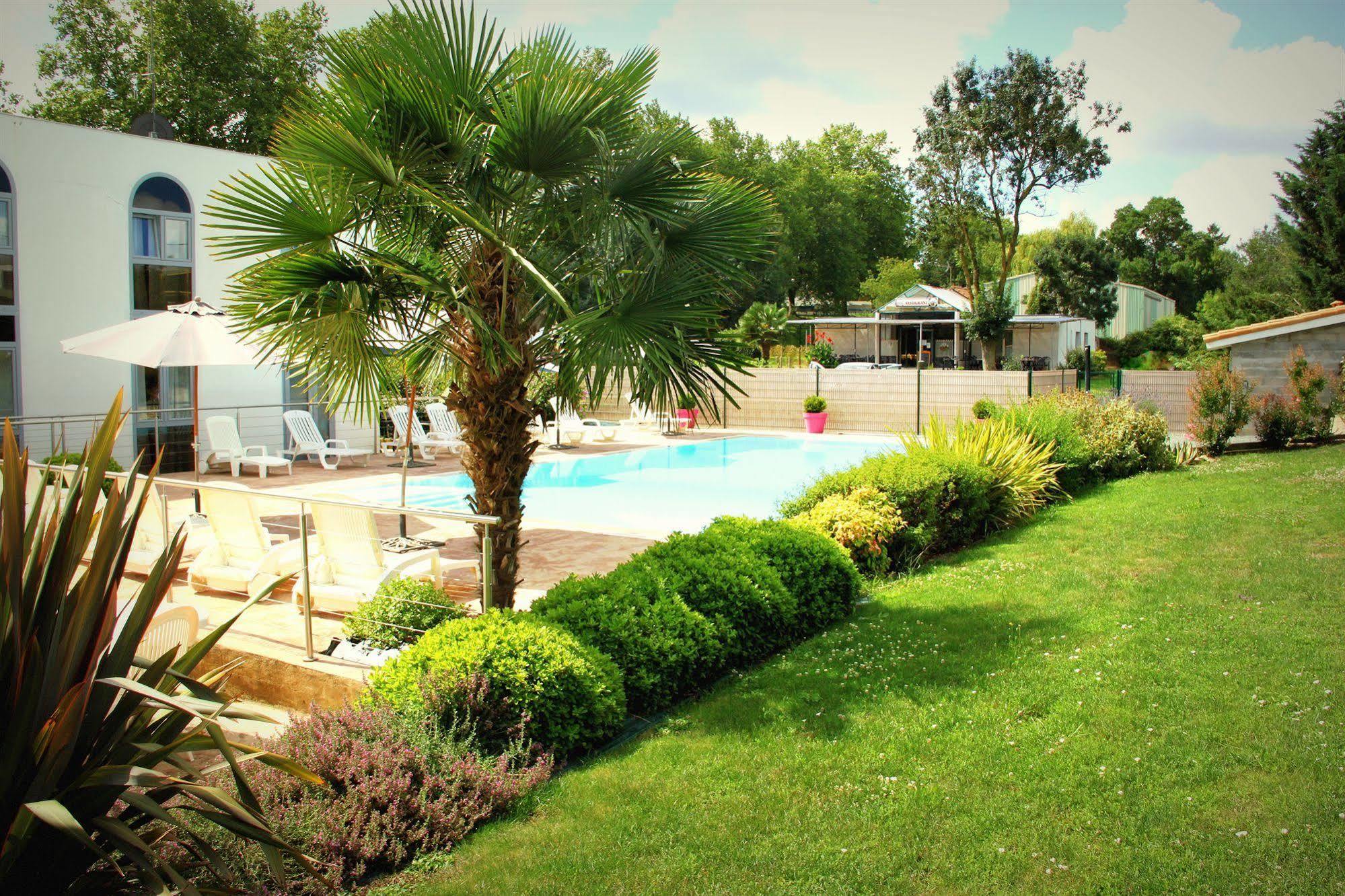 Bessines Agape Hotel מראה חיצוני תמונה